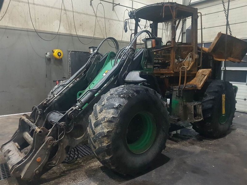 Wiellader JCB 426 E AGRI HT (For parts): afbeelding 3