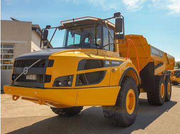 Kiepwagen met knikbesturing VOLVO A30G
