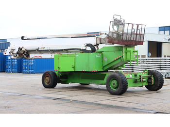 Knikarmhoogwerker JLG 150 HAX