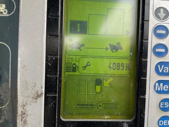 Knikarmhoogwerker Manitou 180 ATJ