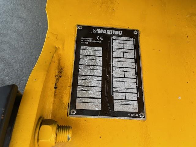 Knikarmhoogwerker Manitou 180 ATJ