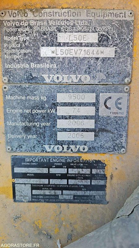 Lader CHARGEUR SUR PNEUS VOLVO L50E - L50EV71644 - 2006 / 4658 HEURES