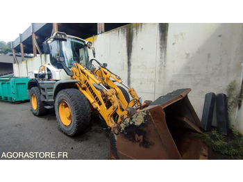 Lader  Chargeuse LIEBHERR L524 avec godet haut déversement - 2012