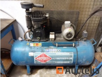 Airpress K 300-700 - luchtcompressor