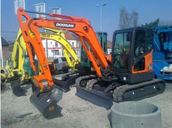 DOOSAN DX60R - Minigraafmachine