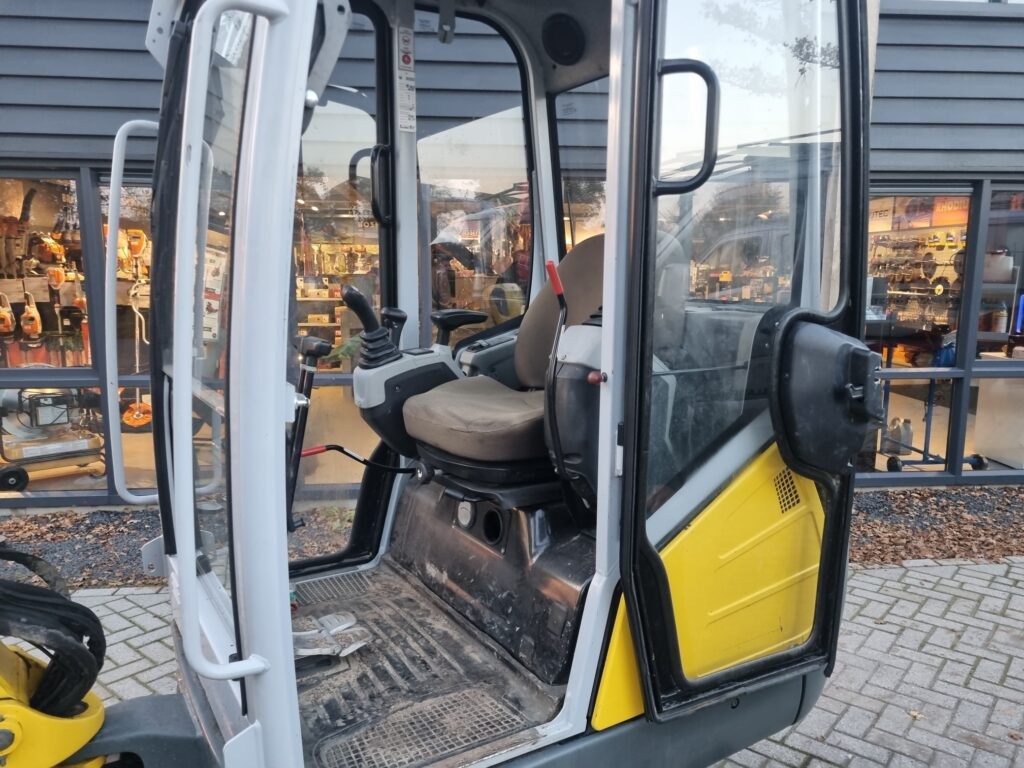 Minigraafmachine WACKER NEUSON ET24 minidigger