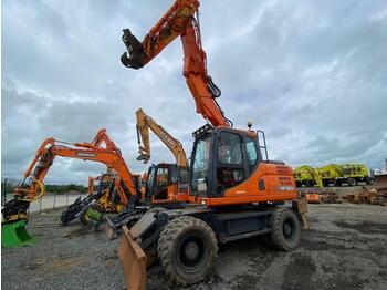 Mobiele graafmachine Doosan DX160