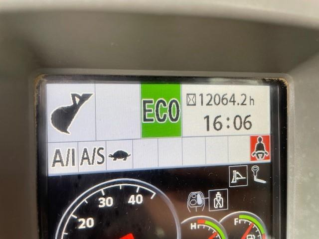 Mobiele graafmachine Hitachi ZX140W-5B