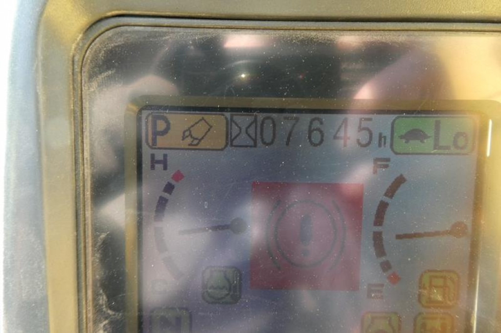 Mobiele graafmachine KOMATSU HANOMAG Mobilbagger PW140-7 Mobilbagger