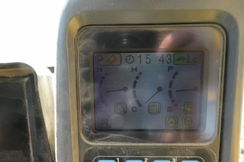 Mobiele graafmachine KOMATSU HANOMAG Mobilbagger PW140-7 Mobilbagger