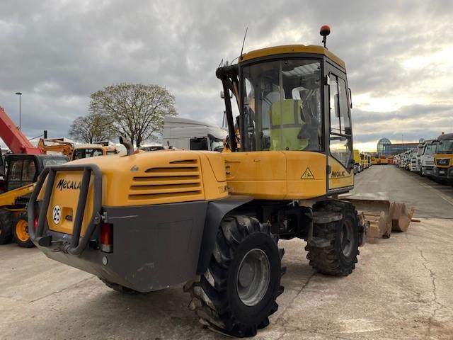 Mobiele graafmachine Mecalac 12 MTX