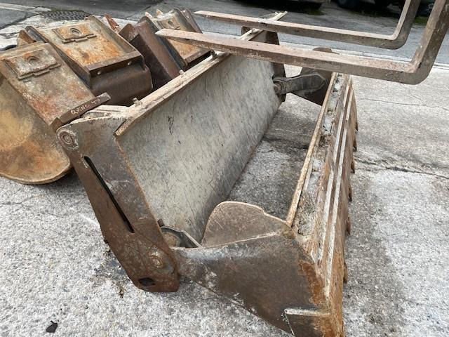 Mobiele graafmachine Mecalac 12 MTX