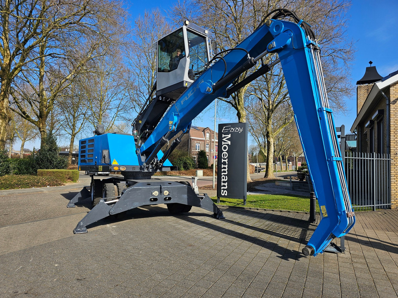 Overslagkraan Fuchs MHL 320 Materialhandler With Magnet System