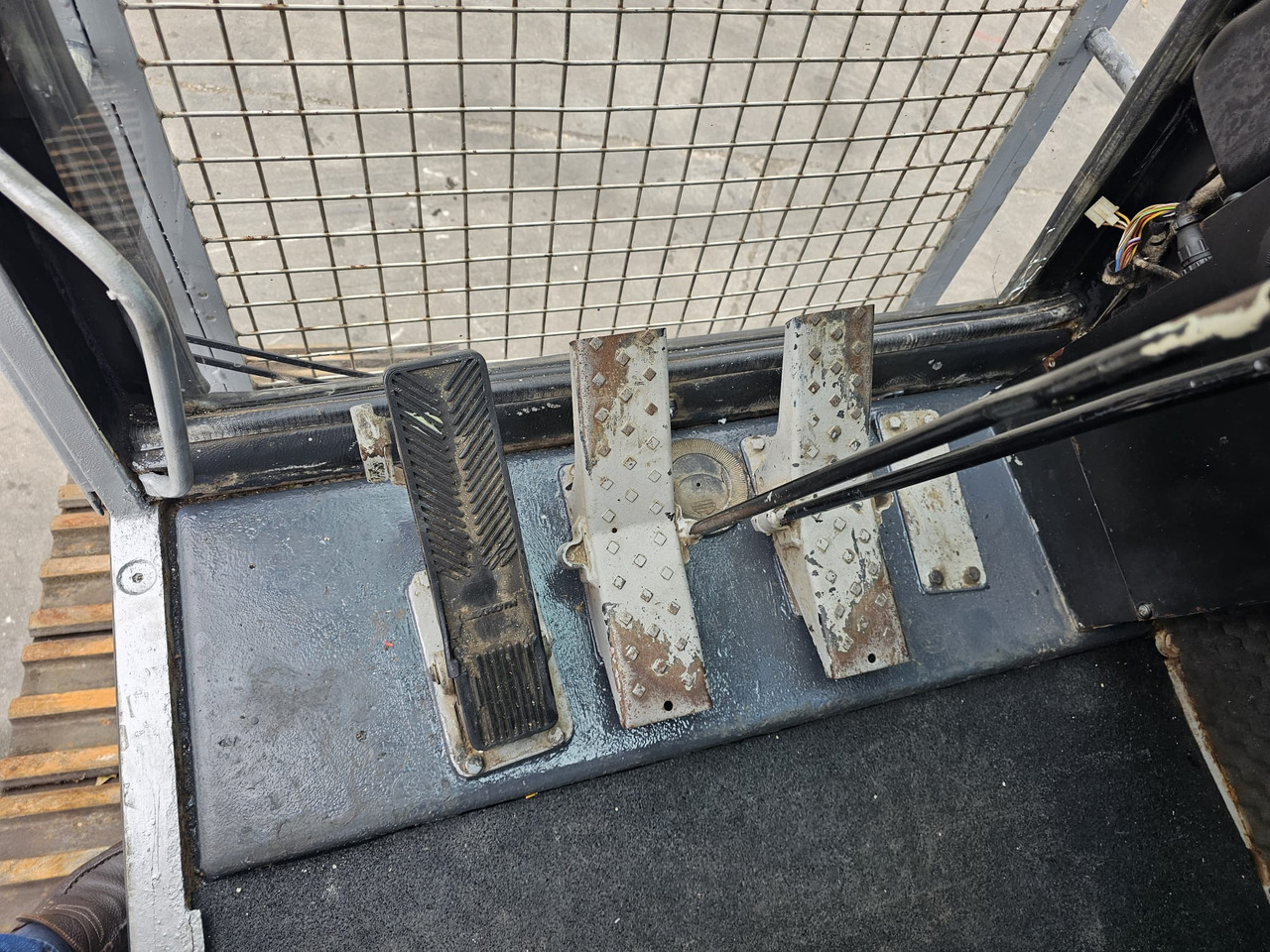 Overslagkraan Fuchs RHL 350 Materialhandler  With Adjustable Tracks
