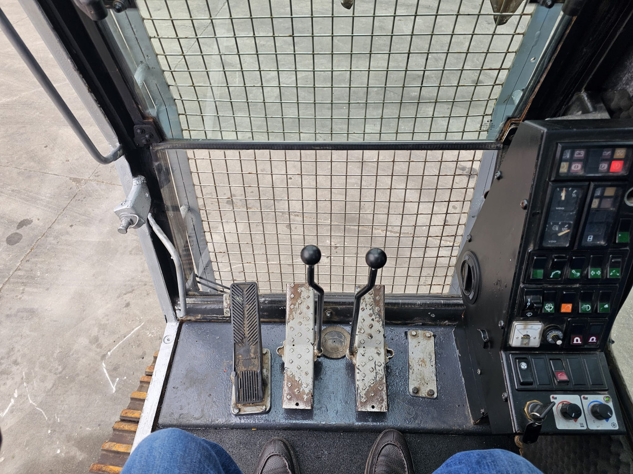Overslagkraan Fuchs RHL 350 Materialhandler  With Adjustable Tracks