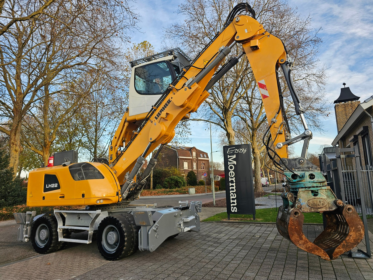 Overslagkraan Liebherr LH 22M Litronic