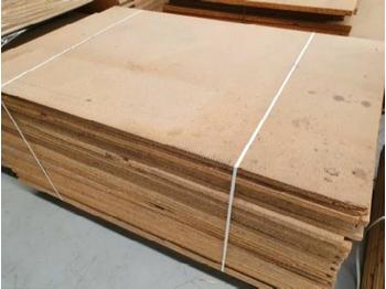 Bouwmaterieel Pallet of Chipboard Planks (Approx. 140pcs) / Tablones Conglomerado 20mm: afbeelding 1