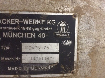 Reserviert • Gelöscht • 
                    Rüttelplatte Wacker DVPN 75 - Trilplaat: afbeelding 3