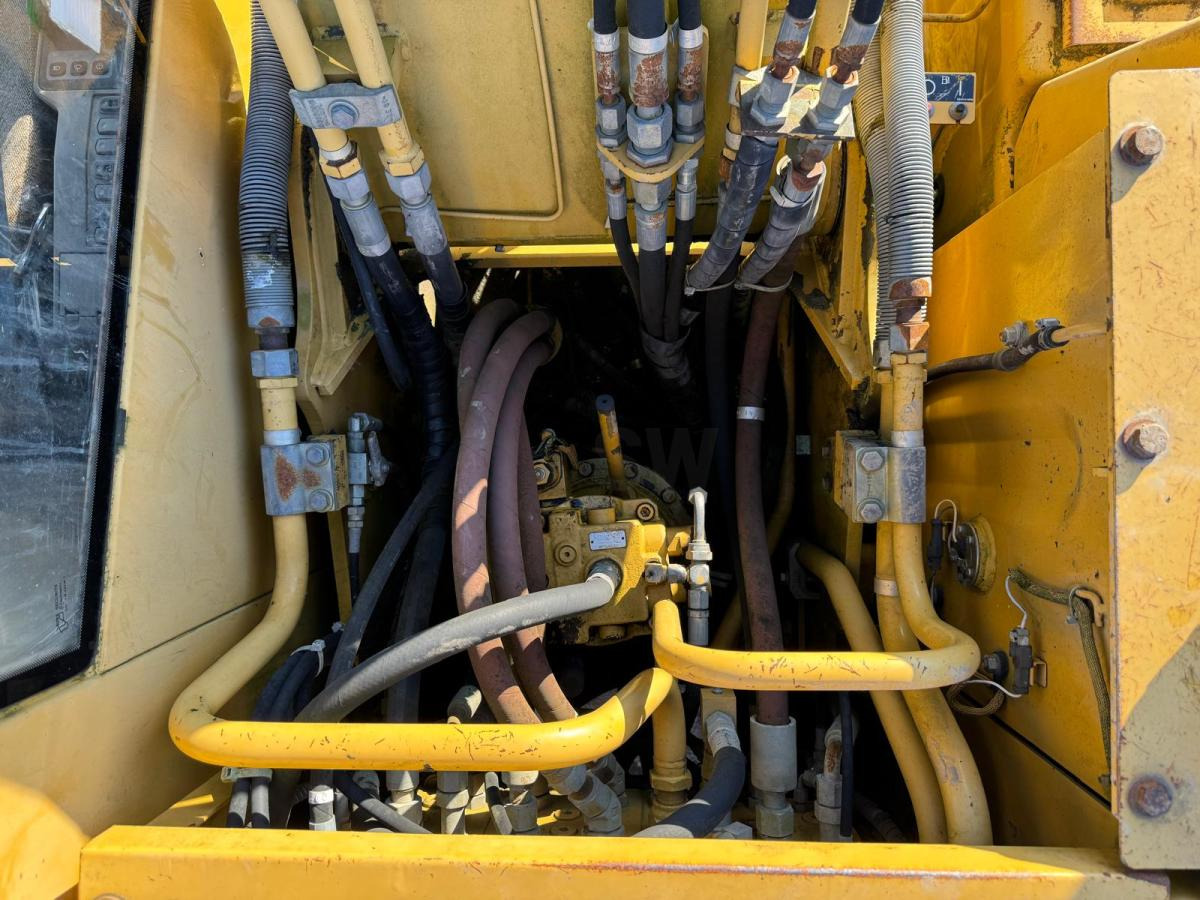 Rupsgraafmachine Caterpillar 312BL