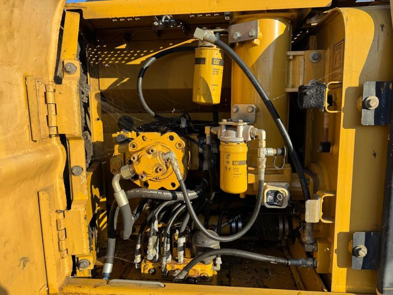 Rupsgraafmachine Caterpillar 312BL