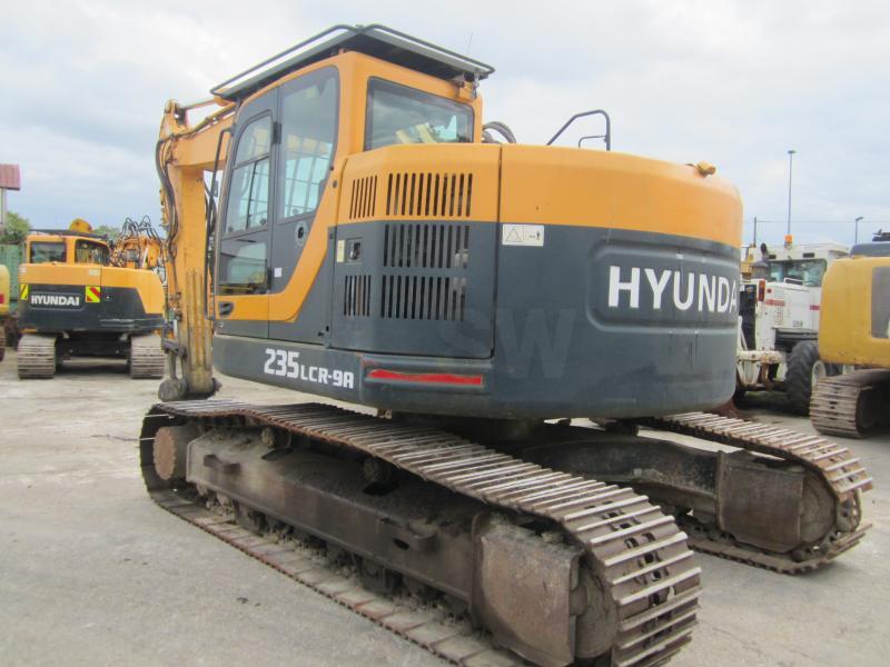 Rupsgraafmachine Hyundai 235 LCR 9A