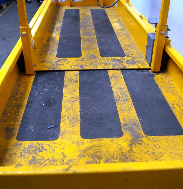 Schaarlift Haulotte Compact 10N