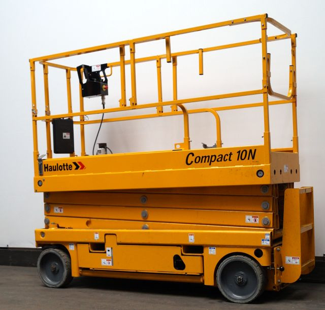 Schaarlift Haulotte Compact 10N