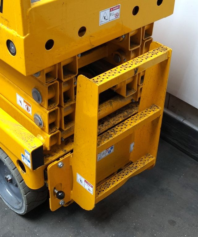 Schaarlift Haulotte Compact 10N