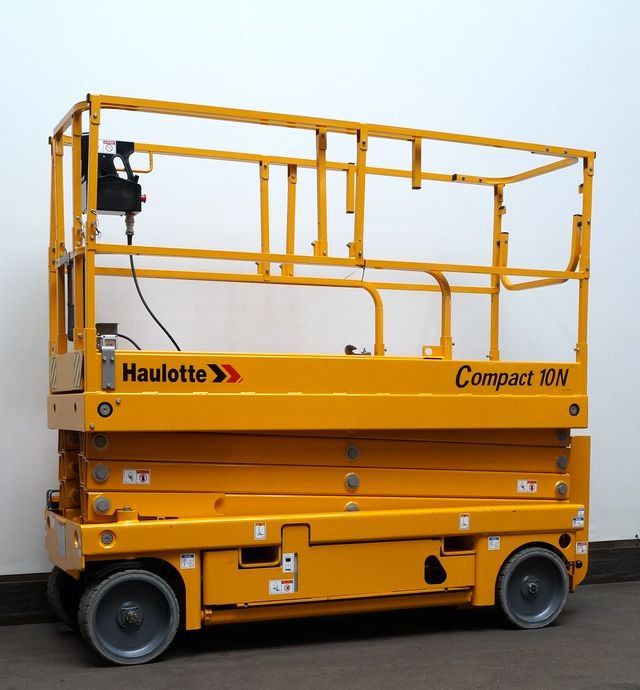 Schaarlift Haulotte Compact 10N