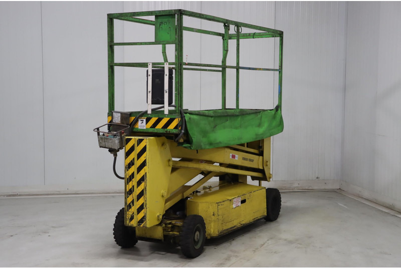 Schaarlift Iteco PA60