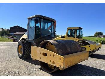 Schapenpootwals/ Grondverdichter Volvo SD122DX