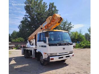 Vrachtwagen hoogwerker TADANO AT-157CG 4x2 drive aerial work platform elevating work truck: afbeelding 1