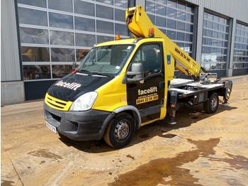 Vrachtwagen hoogwerker 2009 Iveco 35S12