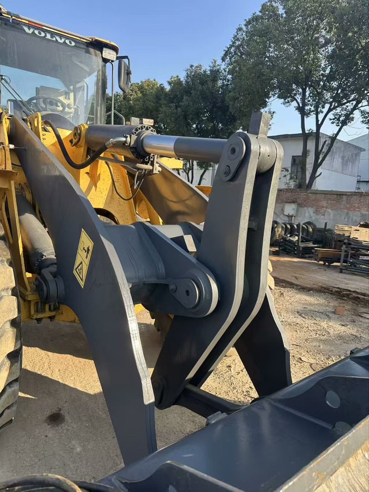 Wiellader 105L