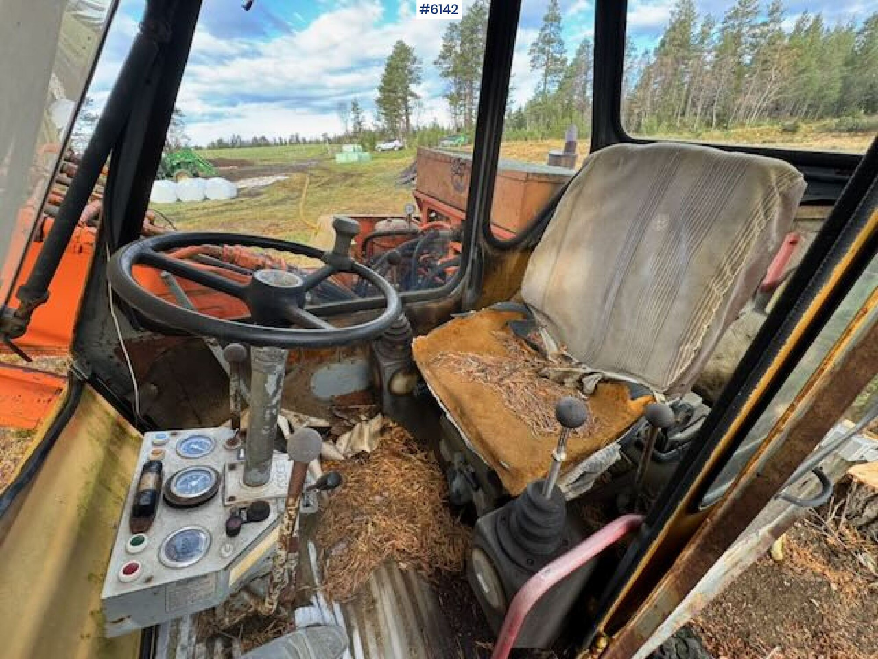 Wiellader 1975 Atlas wheeled excavator. Repair project