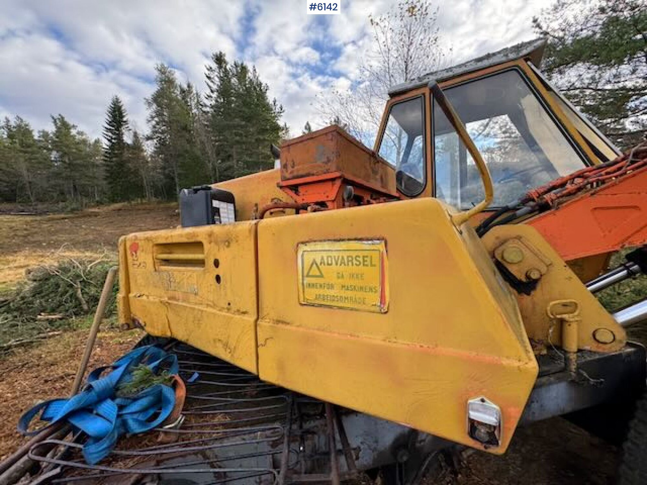 Wiellader 1975 Atlas wheeled excavator. Repair project
