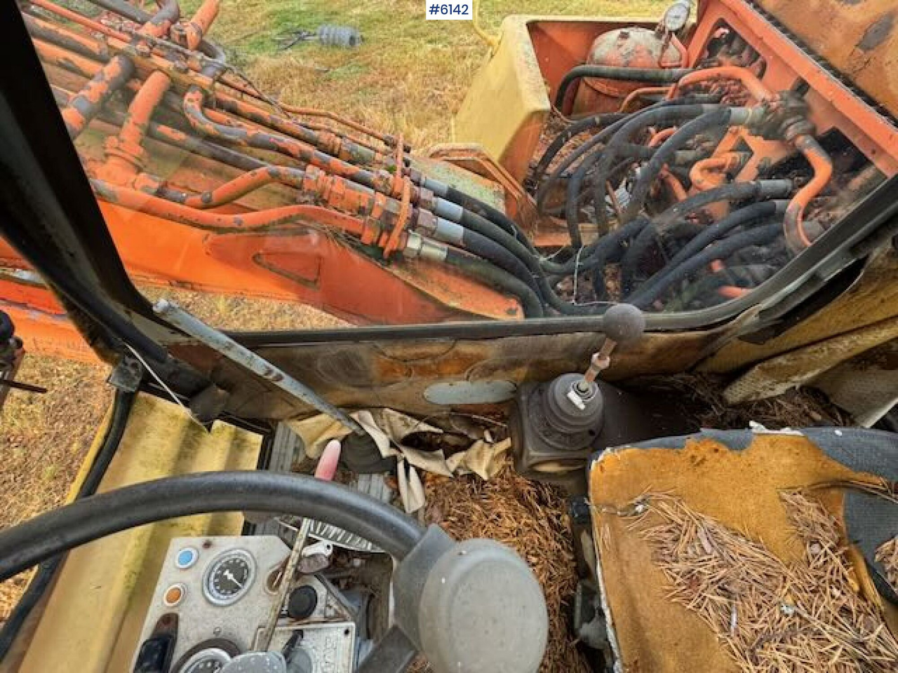 Wiellader 1975 Atlas wheeled excavator. Repair project