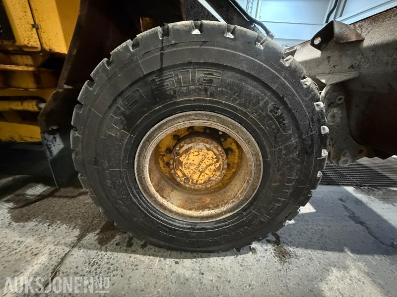 Wiellader 1986 Volvo L90 Hjullaster med skuffe