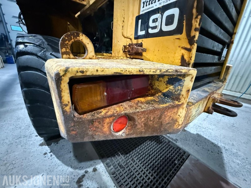 Wiellader 1986 Volvo L90 Hjullaster med skuffe