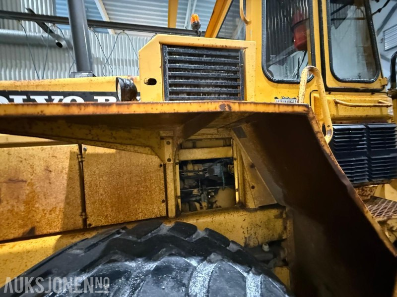 Wiellader 1986 Volvo L90 Hjullaster med skuffe