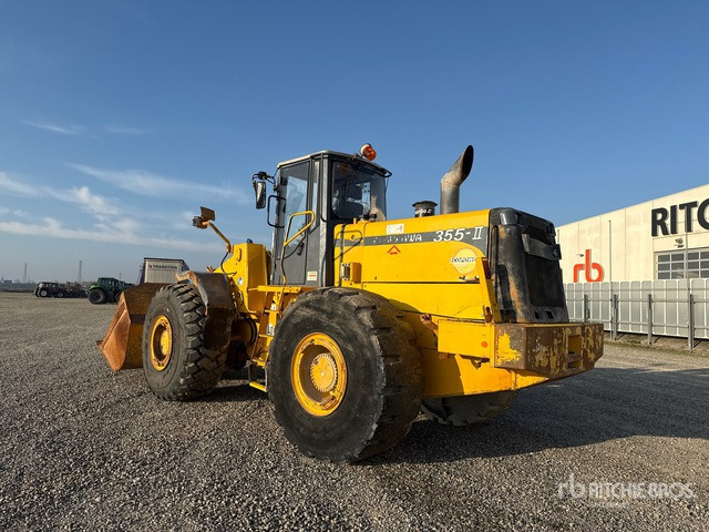 Wiellader 2000 Furukawa 355 Wheel Loader