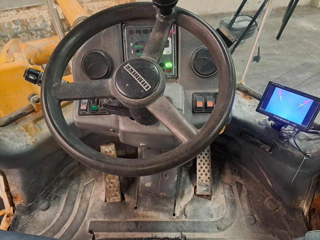 Wiellader 2002 LIEBHERR L514 SHOVEL