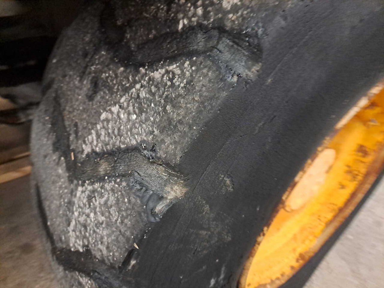 Wiellader 2002 LIEBHERR L514 SHOVEL