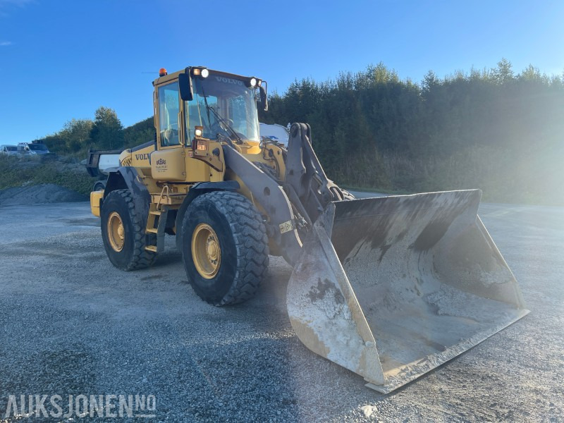 Wiellader 2003 Volvo L90E
