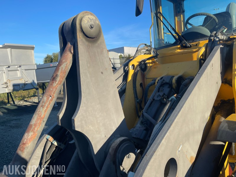 Wiellader 2003 Volvo L90E