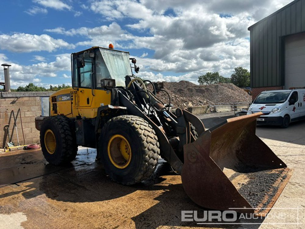 Wiellader 2004 Komatsu WA250PT-5H
