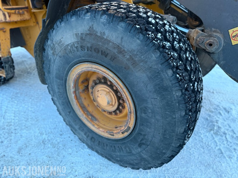 Wiellader 2004 Volvo L90E - Sentralsmøring - Ny motor