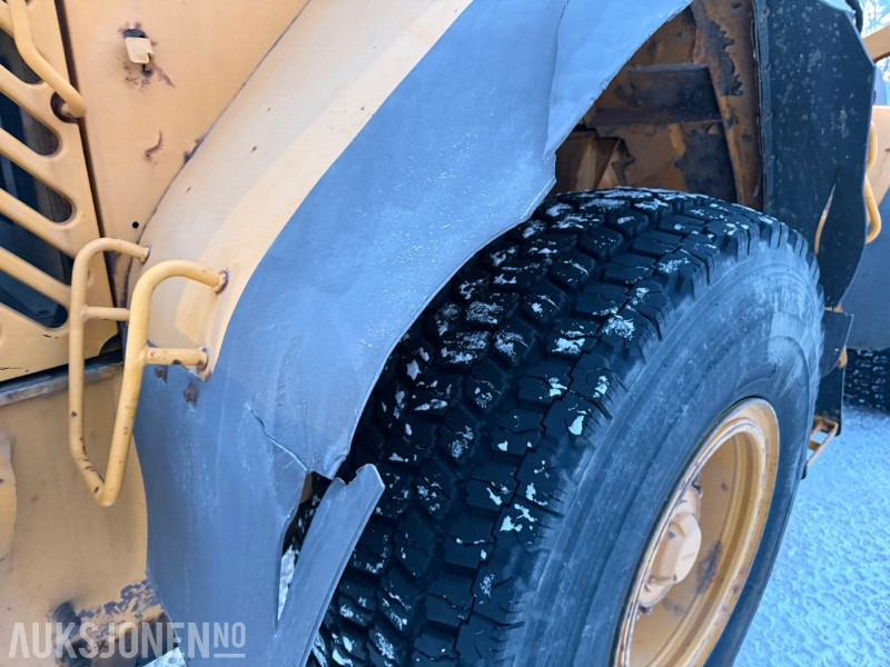 Wiellader 2004 Volvo L90E - Sentralsmøring - Ny motor