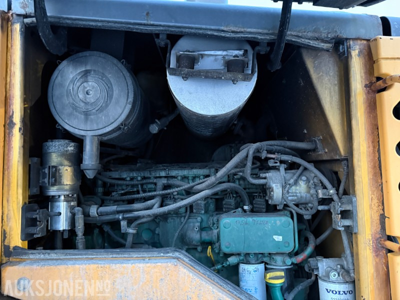 Wiellader 2004 Volvo L90E - Sentralsmøring - Ny motor
