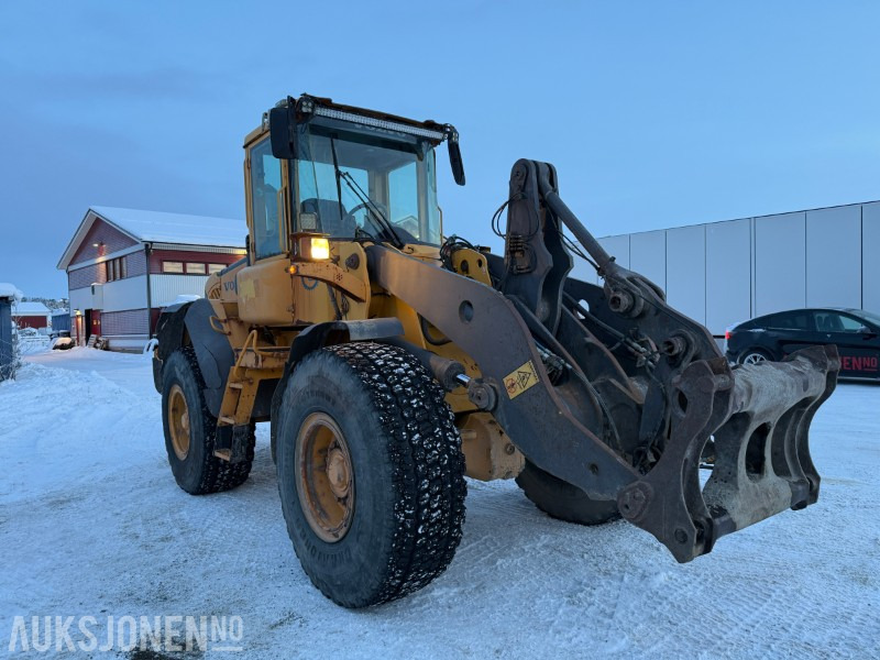 Wiellader 2004 Volvo L90E - Sentralsmøring - Ny motor